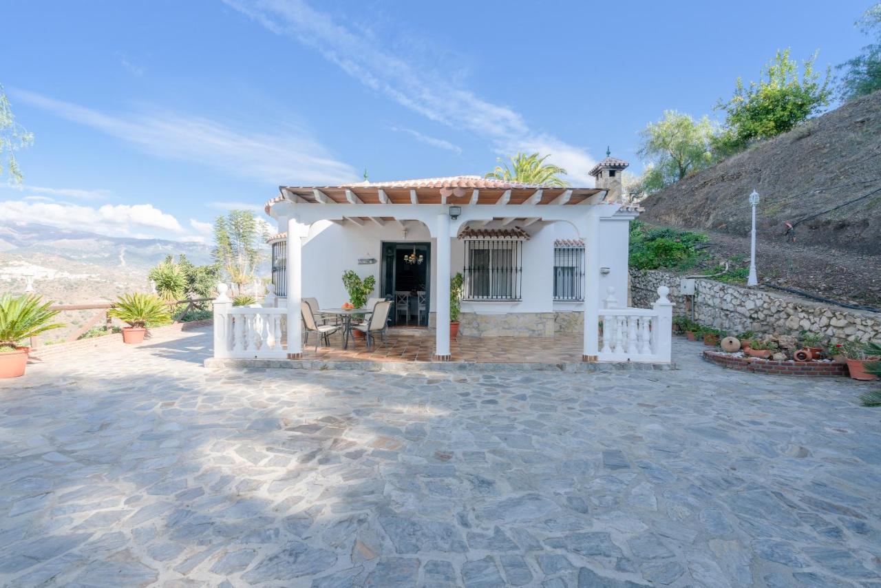 Cortijo La Rijana Villa Sayalonga Exteriör bild