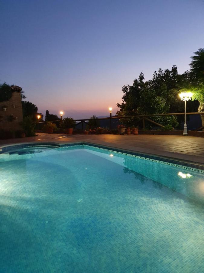 Cortijo La Rijana Villa Sayalonga Exteriör bild